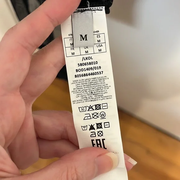 BNWT Intimissimi lace and mesh lingerie body suit - Picture 7 of 8